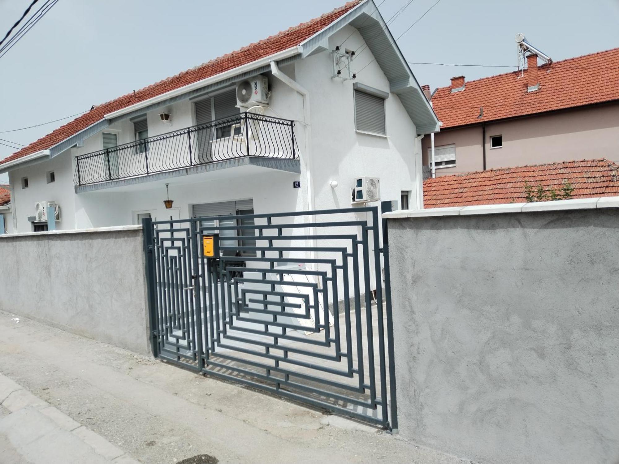 Apartament Gostinska Kuca Leskovac  Zewnętrze zdjęcie
